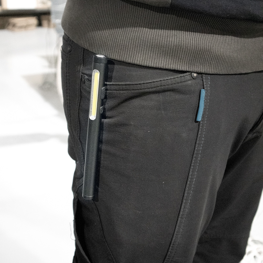 Pennaljós 200 lumen - Image 3